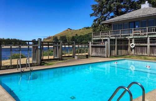 Otis Haus | Cascade Head Salmon River Getaway