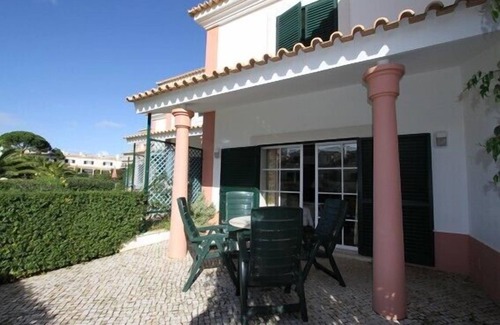 Cascais Villa | Charming Villa in exclusive resourt