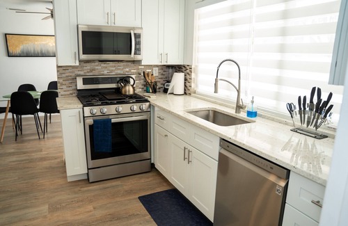 Sunrise Villa | ☀️Casita bonita 🏖 Villa with 4beds/3 bath and HEATED pool 🌴🔥