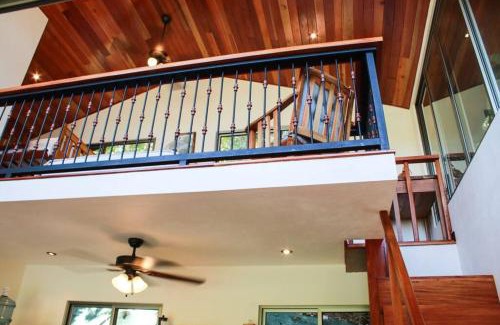 Uvita Haus | Casita Colibri–Mile to the Beach–Cable&Fiber Wifi!