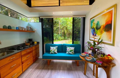 Savegre Haus | Casita Jungle Nest, 5 minutes drive to Playa Linda, 15 to Dominical, Wifi Starlink