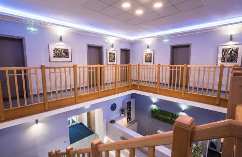 Partizanske Haus | Cassian Inn