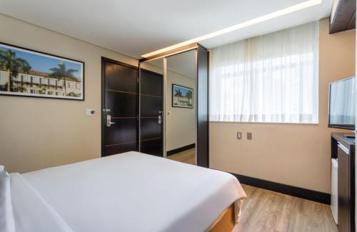 Funcionarios Hotel | Cassino Tower Savassi -Antigo Tryp by Wyndham