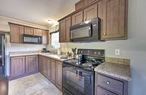 Cassopolis Kabine | Cassopolis Cabin, Little Fish Lake On-Site!