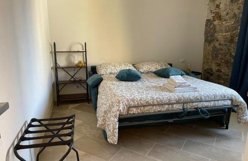Nizza di Sicilia Bed & Breakfast | Castello D'Alcontres Guest House 3 stelle