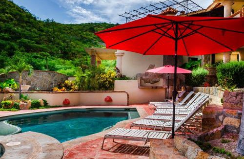 Libertad Hotel | Castillo Blarney Inn