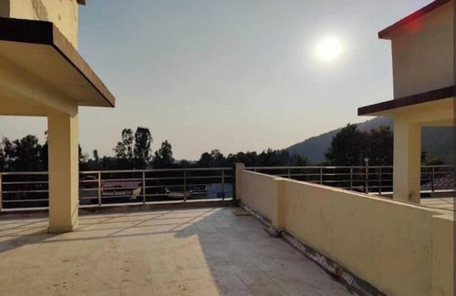 Bullawala Wohnung | Castle Inn Chillax , 2 BHK,Mussoorie Road,Dehradun
