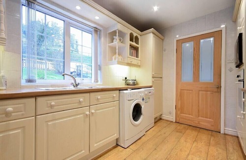 Warkworth Hütte | CASTLE VIEW (WARKWORTH), pet friendly, with a garden in Warkworth