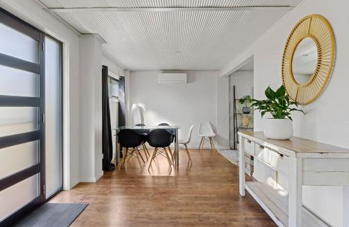 Rathmines Haus | Catalina Bay - Child & Pet Friendly