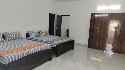 Kalpakkam Haus | CATCH A WAVE Farm House