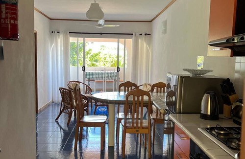 Baie Ste Anne Wohnung | Cavern Apartments