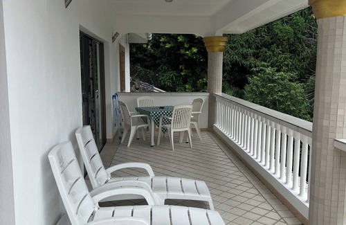 Baie Ste Anne Wohnung | Cavern Apartments