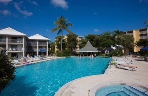 Seven Mile Beach Eigentumswohnung | Kaimaninseln Berühmte Seven Mile Beach Oceanfront Condo