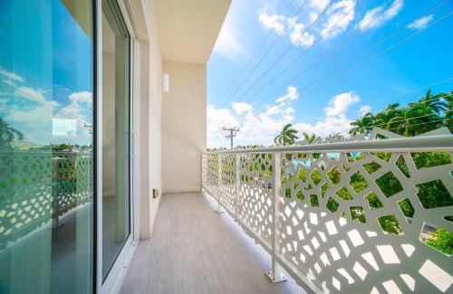 Seven Mile Beach Wohnung | Cayman Luxury Rentals at The Grove