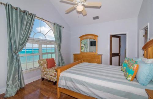 East End Haus | Cayman Paradise Villa #1
