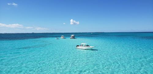 Seven Mile Beach Wohnung | Cayman Reef Resort 7-Mile Beach