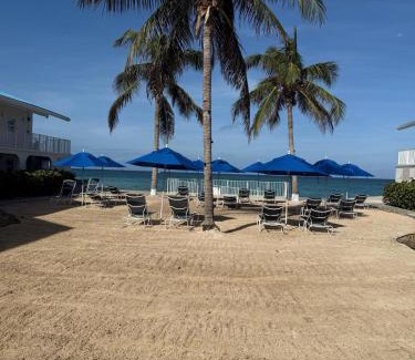 Seven Mile Beach Wohnung | Cayman Reef Resort 7-Mile Beach