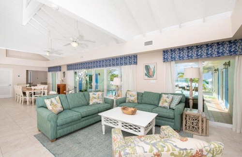 Old Man Bay Haus | Cayman Sands by Grand Cayman Villas & Condos
