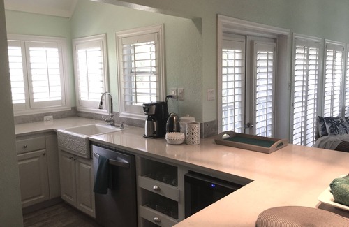 North Side Haus | Charming Caymanian Stil Ferienhaus mit eigenem Pool - 3 BDR-3-Bad