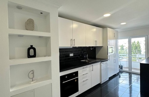 Carvoeira Wohnung | Ceazltina Lima Group Guest House
