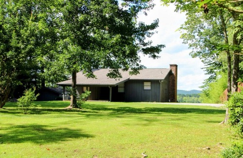 Cedar Bluff Haus | Cedar Cove on Weiss Lake