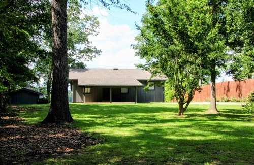 Cedar Bluff Haus | Cedar Cove on Weiss Lake