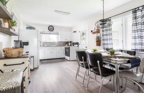 Greilickville Haus | Cedar Creek Cottage - Idyllic Setting and Dog Friendly!