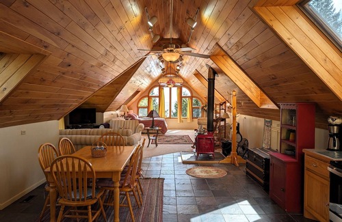 Naubinway Haus | Cedar Loft auf - Lake Michigan