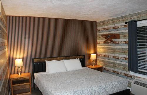 Ashland Hotel | Cedarwood Inn of Ashland