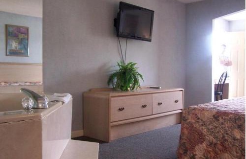 Lewisburg Hotel | Celebration Inn