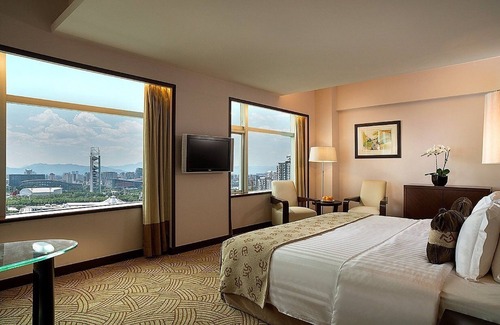 North Chaoyang Hotel | Celebrity International Grand Hotel