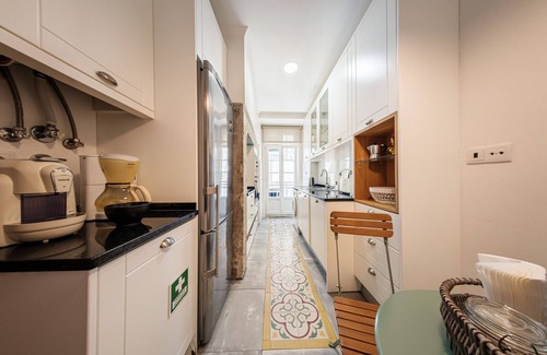 Baixa Wohnung | Central and Serene Apartment in Baixa 107