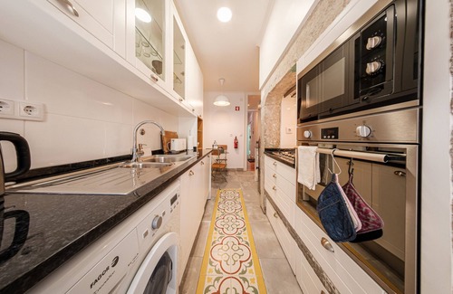 Baixa Wohnung | Central and Serene Apartment in Baixa 107