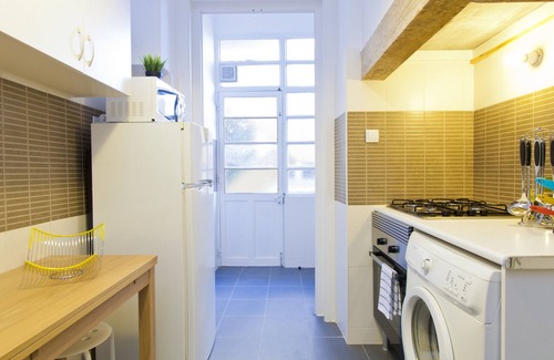 Misericordia Wohnung | CENTRAL CHIADO,5 ROOMS UP TO 20 PEOPLE