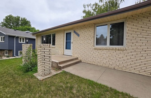 Bismarck Haus | Central City Retreat - Spacious four bedroom home, Sleeps 12, Family-friendly