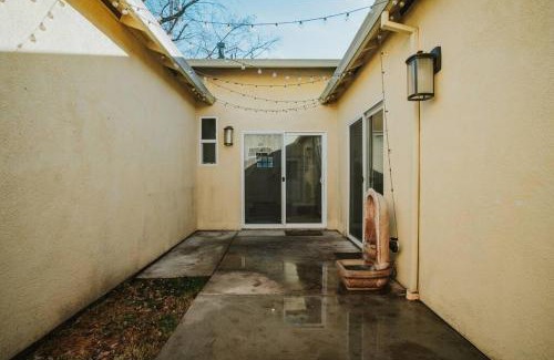 Chico Haus | Central Coziness - Steps from Chico's Hub