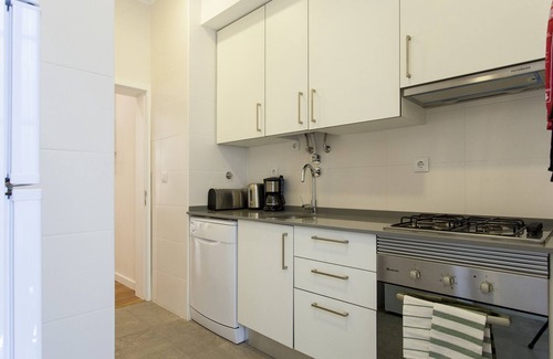 Santa Maria Maior Wohnung | Central Downtown 4 Rooms up to 14 people (4E)