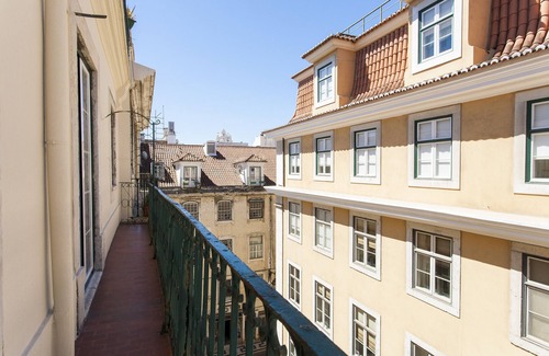Santa Maria Maior Wohnung | Central Downtown 4 Rooms up to 14 people (4E)