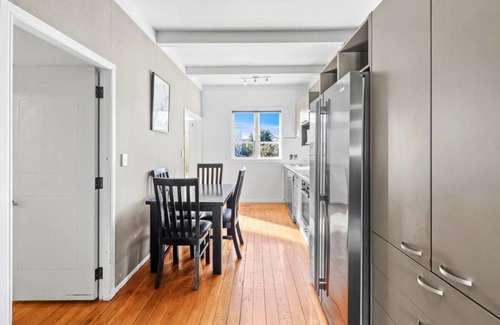 Epsom Haus | Central Epsom Retreat