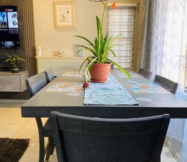 Gaborone Wohnung | Central Gabs Oasis: 2BR-Retreat