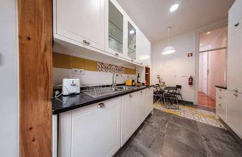 Baixa Wohnung | Central Modern Classic Apartment in Baixa 107