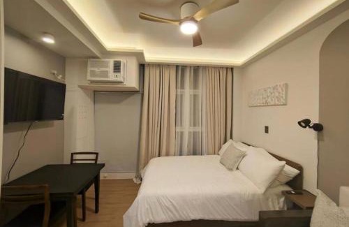 San Antonio Wohnung | Central Modern Cosy Condo in Makati - The Linear Suite
