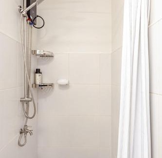 San Antonio Wohnung | Central Modern Cosy Condo in Makati - The Linear Suite
