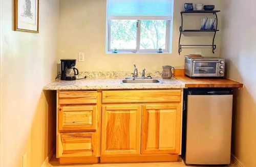 Toquerville Wohnung | Central & Peaceful Getaway at Cozy Studio Apt.