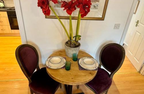 Stroud Wohnung | Central Studio 5 by MaisonPro