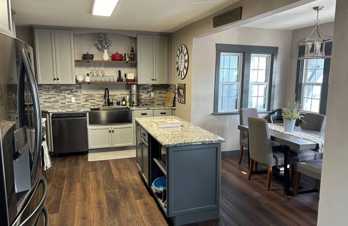 Lewiston Haus | Centrally Located 4-bedroom house in Lewiston with a View, close to College