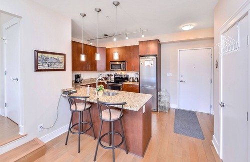 Saanich West Eigentumswohnung | Zentral Victoria 1 Zimmer Wohnung nahe der Victoria General Hospital entfernt