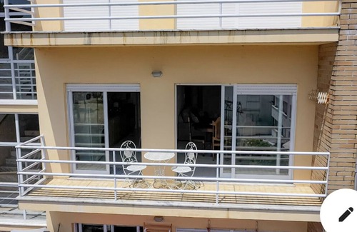 Arcos de Valdevez Wohnung | Centre of Arcos 5 min walk from the river beach Rio Vez!