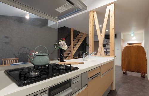 Higashiyama Villa | Certify Kyomachiya [Himoewya] Fully furnished house with a walk to Kiyomizu-dera Temple, Chiji-in Temple, Yasaka Shrine and Kyoto National Museum of Art.