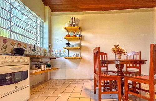 Seccao A Haus | Chácara 2 com Wi-Fi e churrasqueira em Holambra/SP